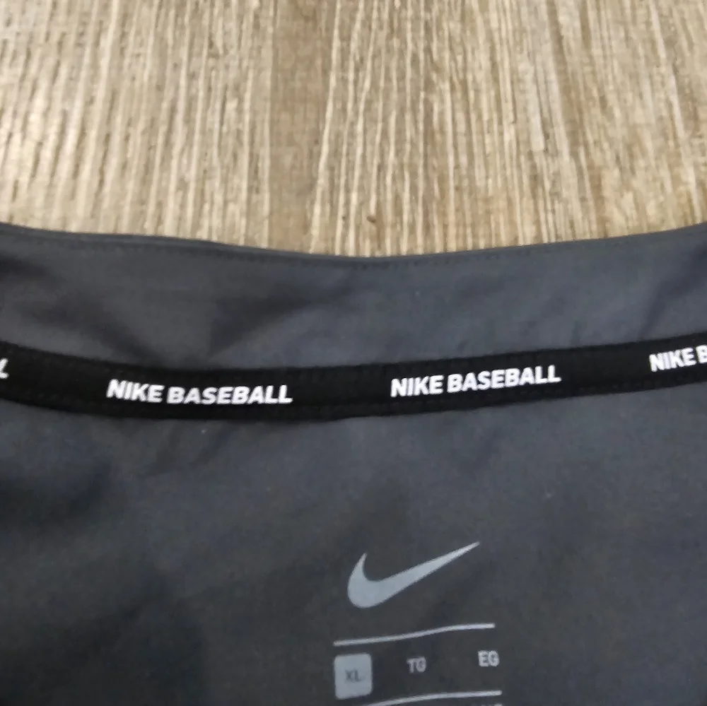 Mens Nike Basrball Pullover
